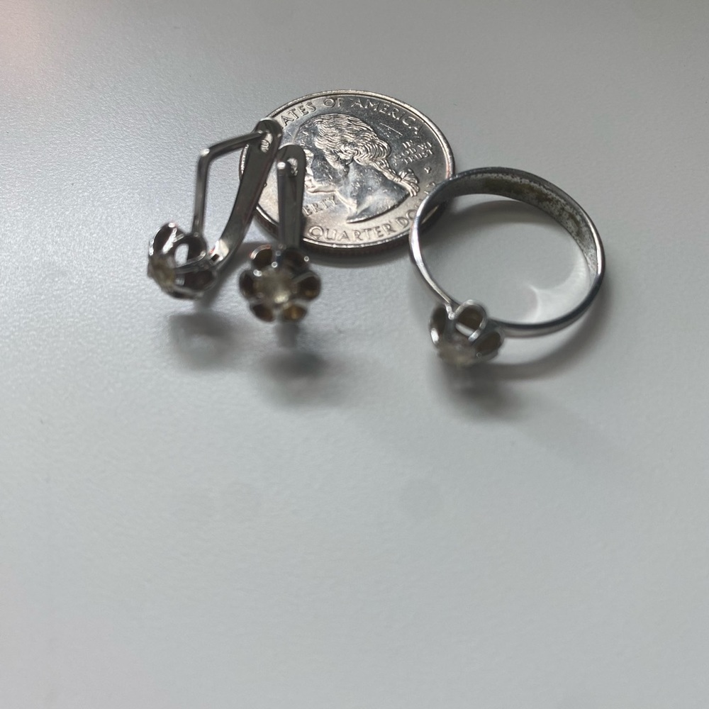 A set of vintage silver earrings and a ring💍 - Picture 1 of 5